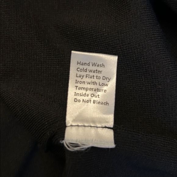 Ming Wang black batwing silver studded sweater Size XL EUC - Picture 9 of 9